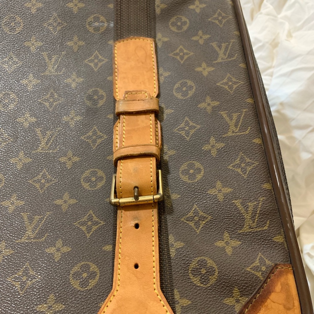 Authentic Louis Vuitton Suitcase - Picture 5 of 8